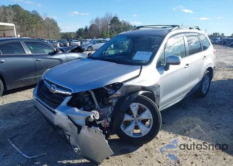 2015 Subaru Forester 2.5I Premium z USA, uszkodzony, nr VIN JF2SJADC1FH827078